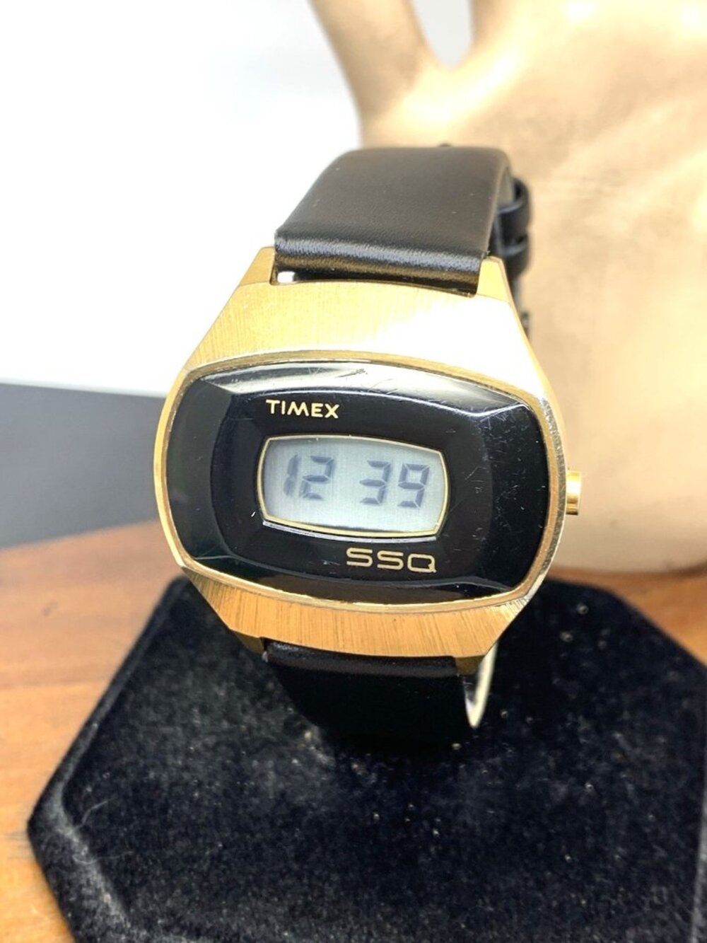 Timex SSQ Men's Watch Vintage Quartz Digital Gold Black Leather Strap 38mm